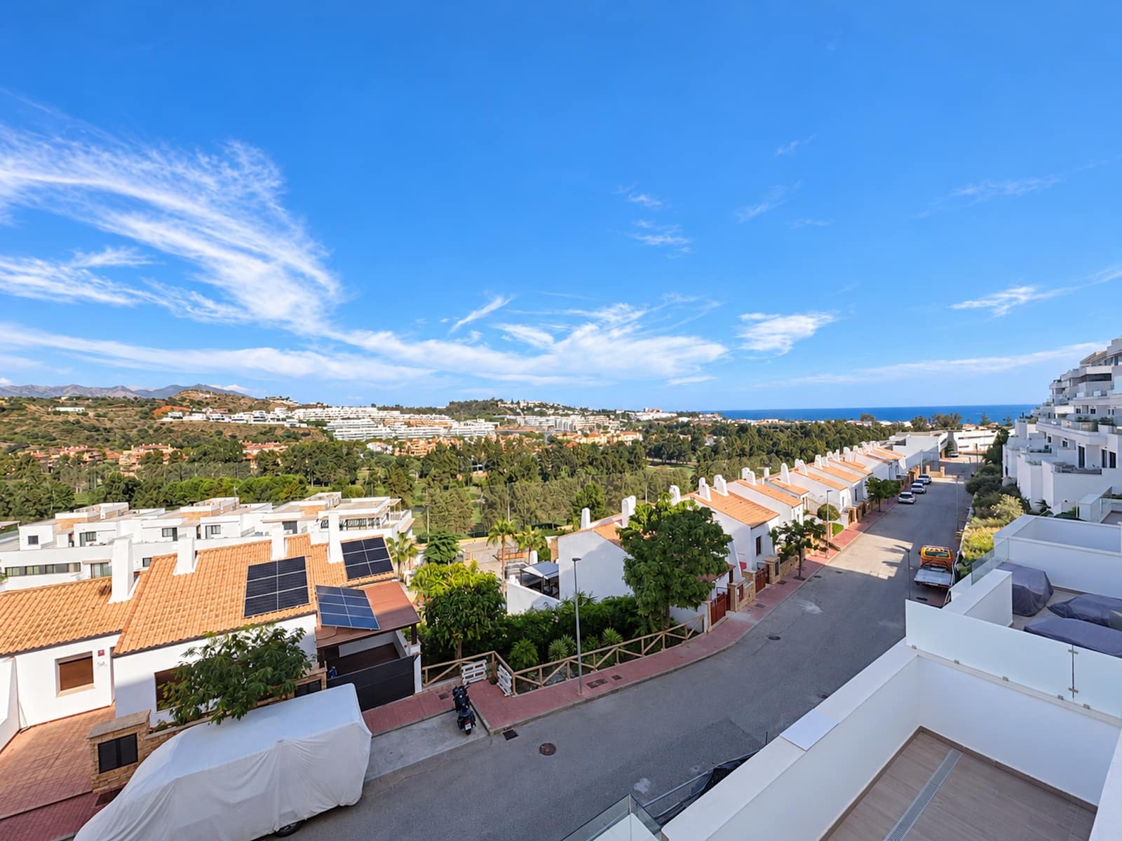 Apartamento de 2 habitaciones en La Cala de Mijas en venta con piscina garaje - 495.000 € (Ref: 10157745)