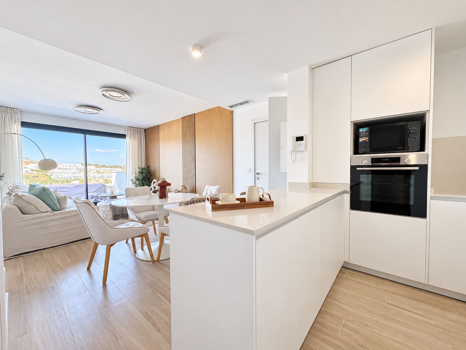 Apartamento de 2 habitaciones en La Cala de Mijas en venta con piscina garaje - 495.000 € (Ref: 10157745)