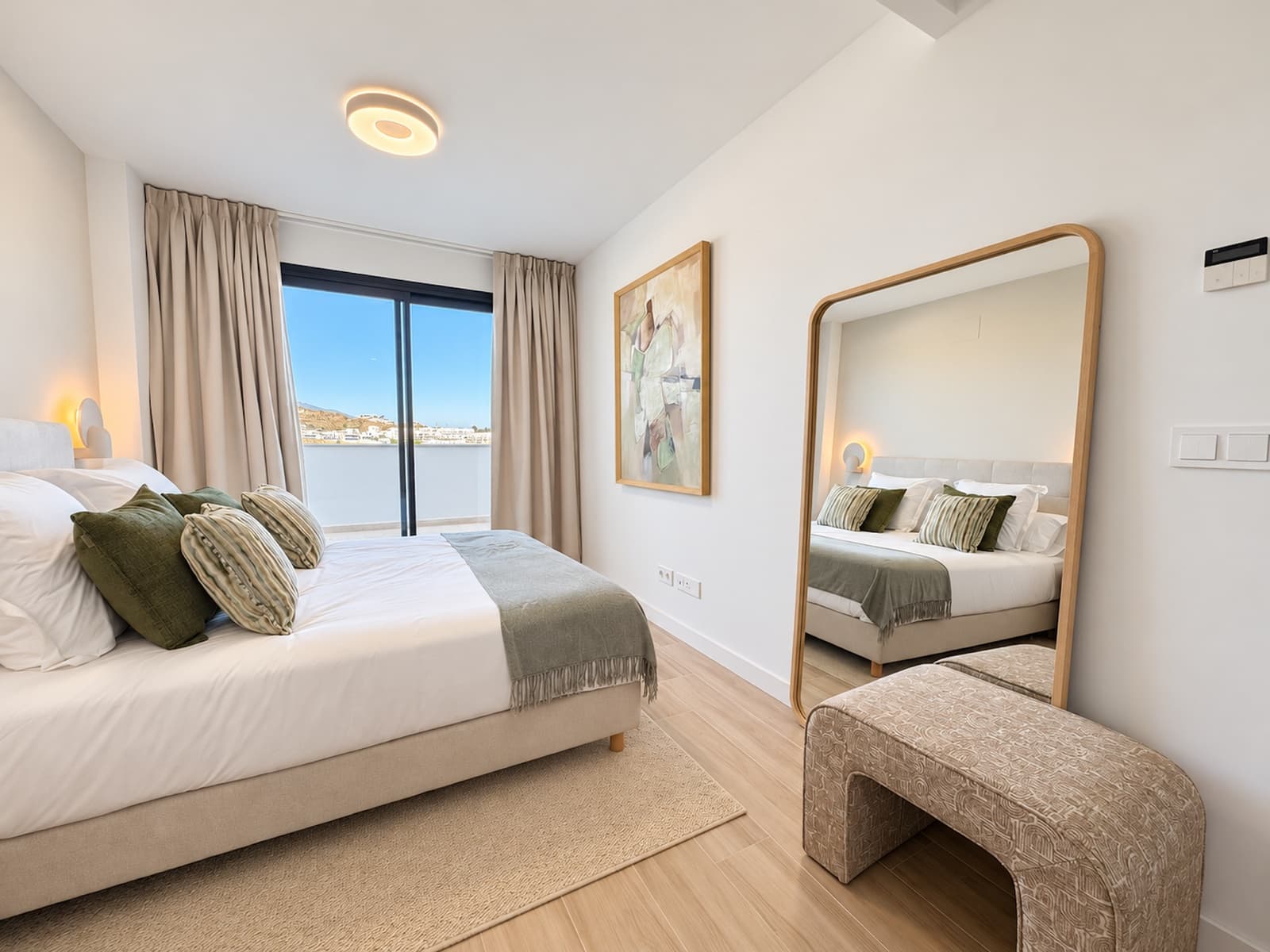 Apartamento de 2 habitaciones en La Cala de Mijas en venta con piscina garaje - 495.000 € (Ref: 10157745)