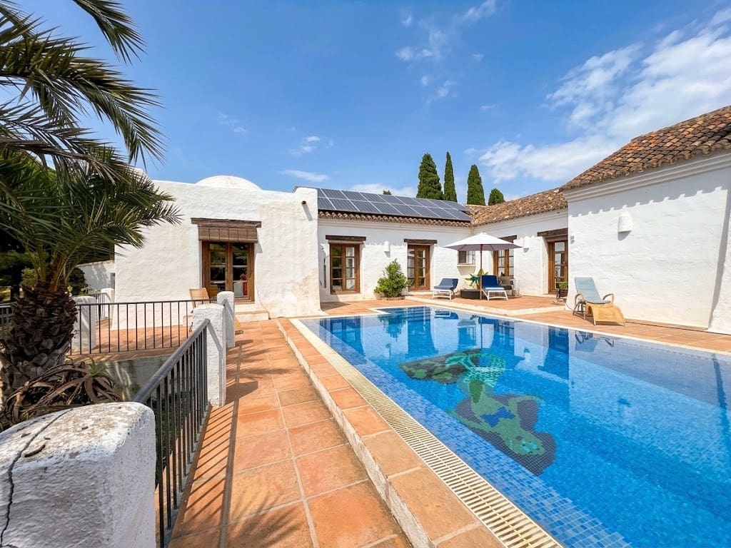 6 chambre Finca/Maison de Campagne à vendre à Mijas Costa avec piscine garage - 1 690 000 € (Ref: 10159591)