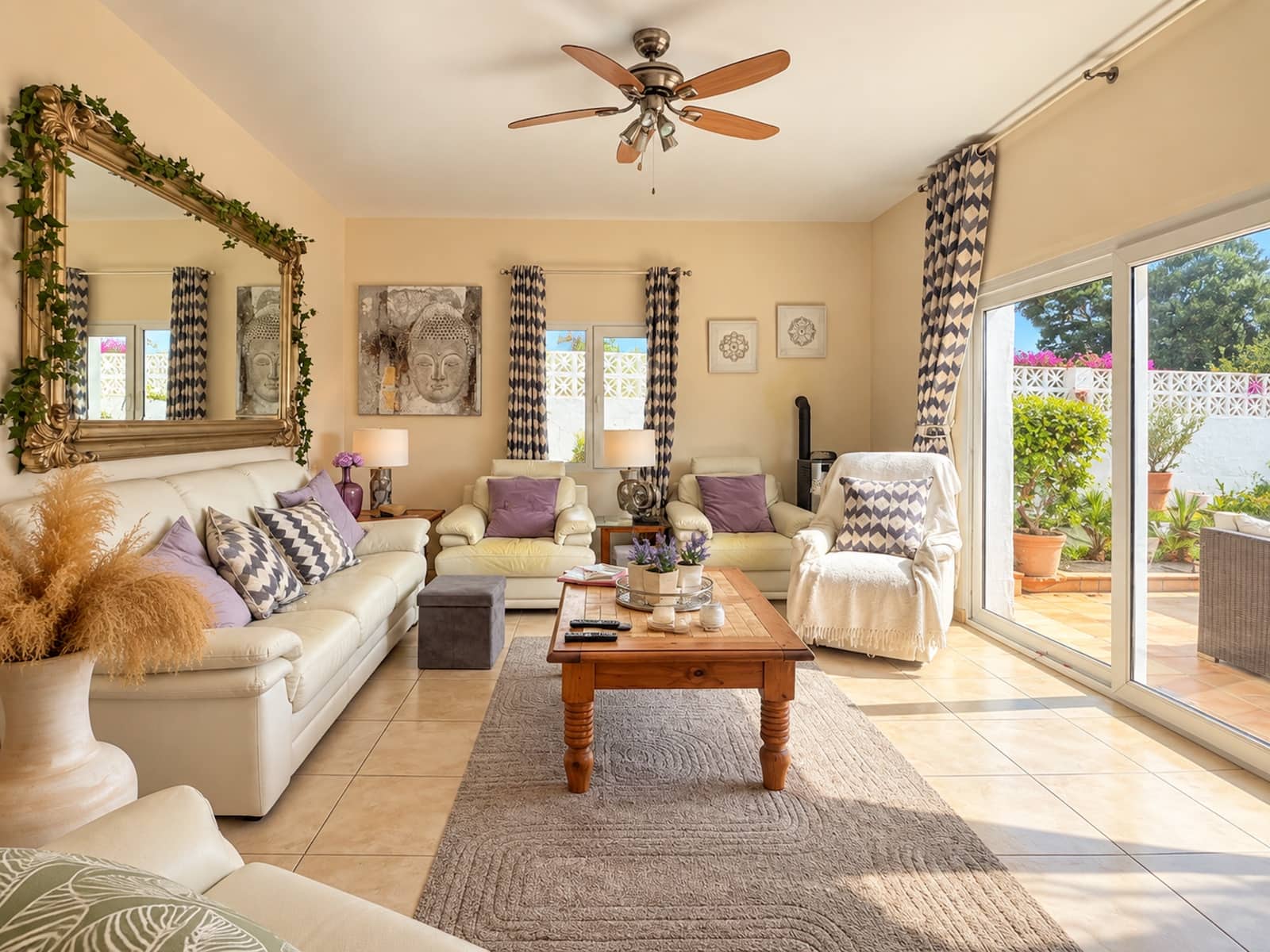 7 bedroom Villa for sale in Mijas Costa with pool garage - € 1,050,000 (Ref: 10161496)