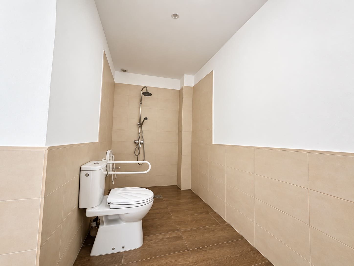 Local Commercial à vendre à Sotogrande avec garage - 620 000 € (Ref: 10162254)