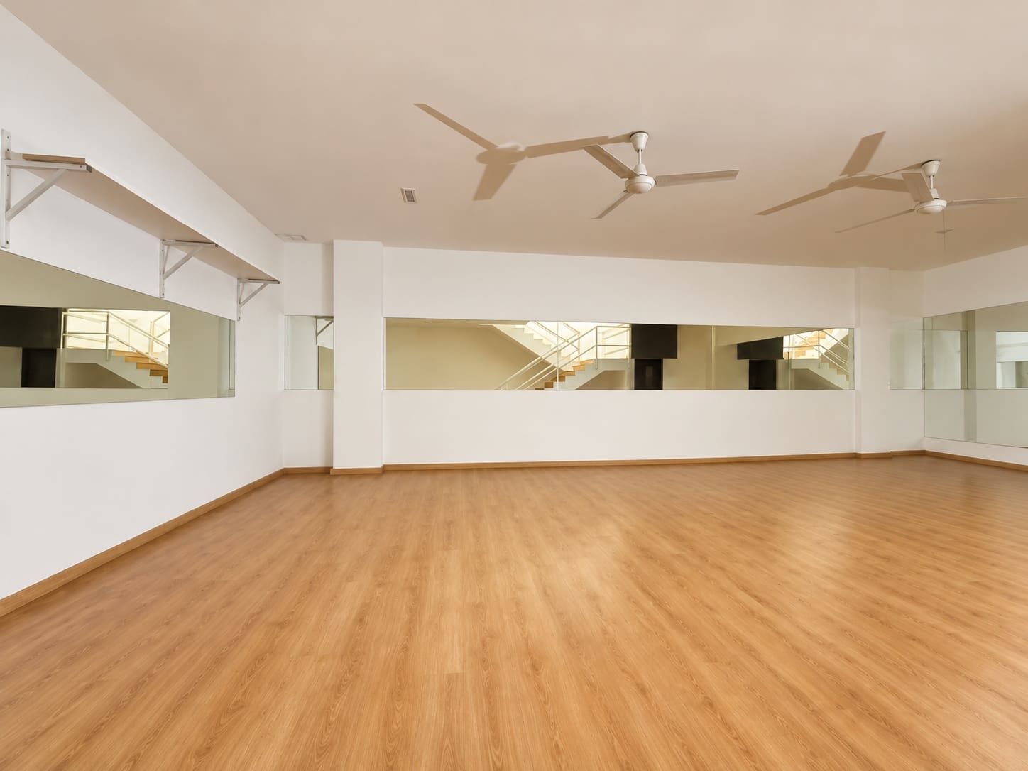 Local Commercial à vendre à Sotogrande avec garage - 620 000 € (Ref: 10162254)