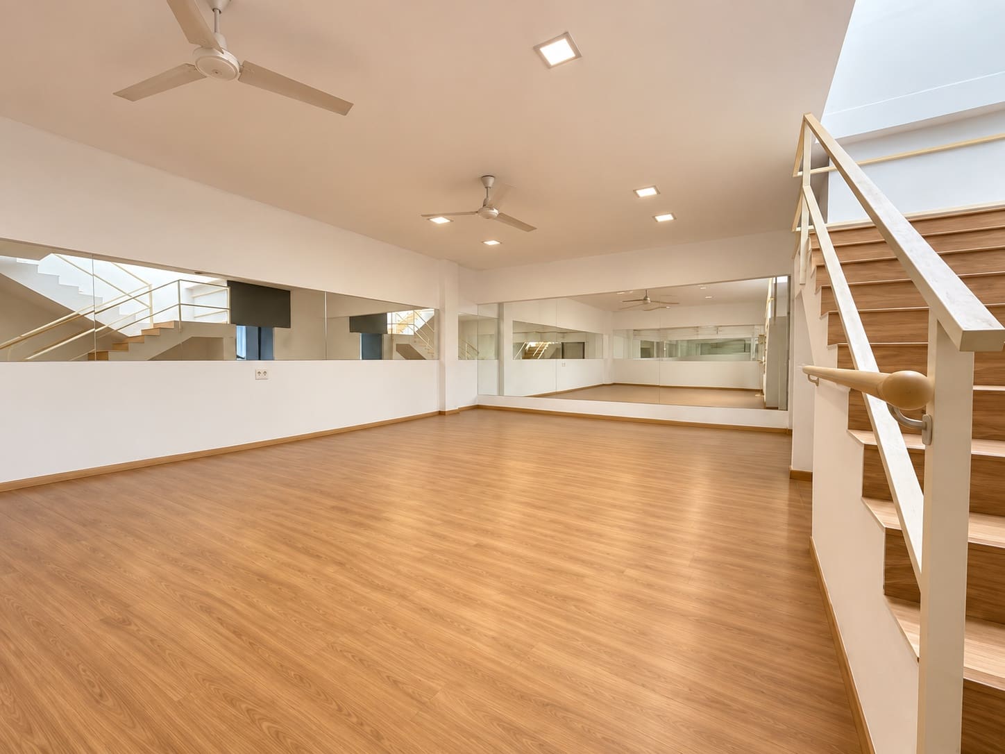 Local Commercial à vendre à Sotogrande avec garage - 620 000 € (Ref: 10162254)