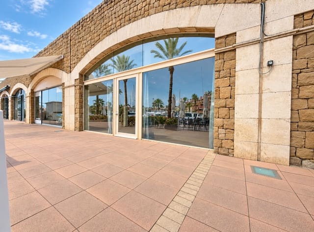 Commercieel te koop in Sotogrande, San Roque met garage - € 620.000 (Ref: 10162254)