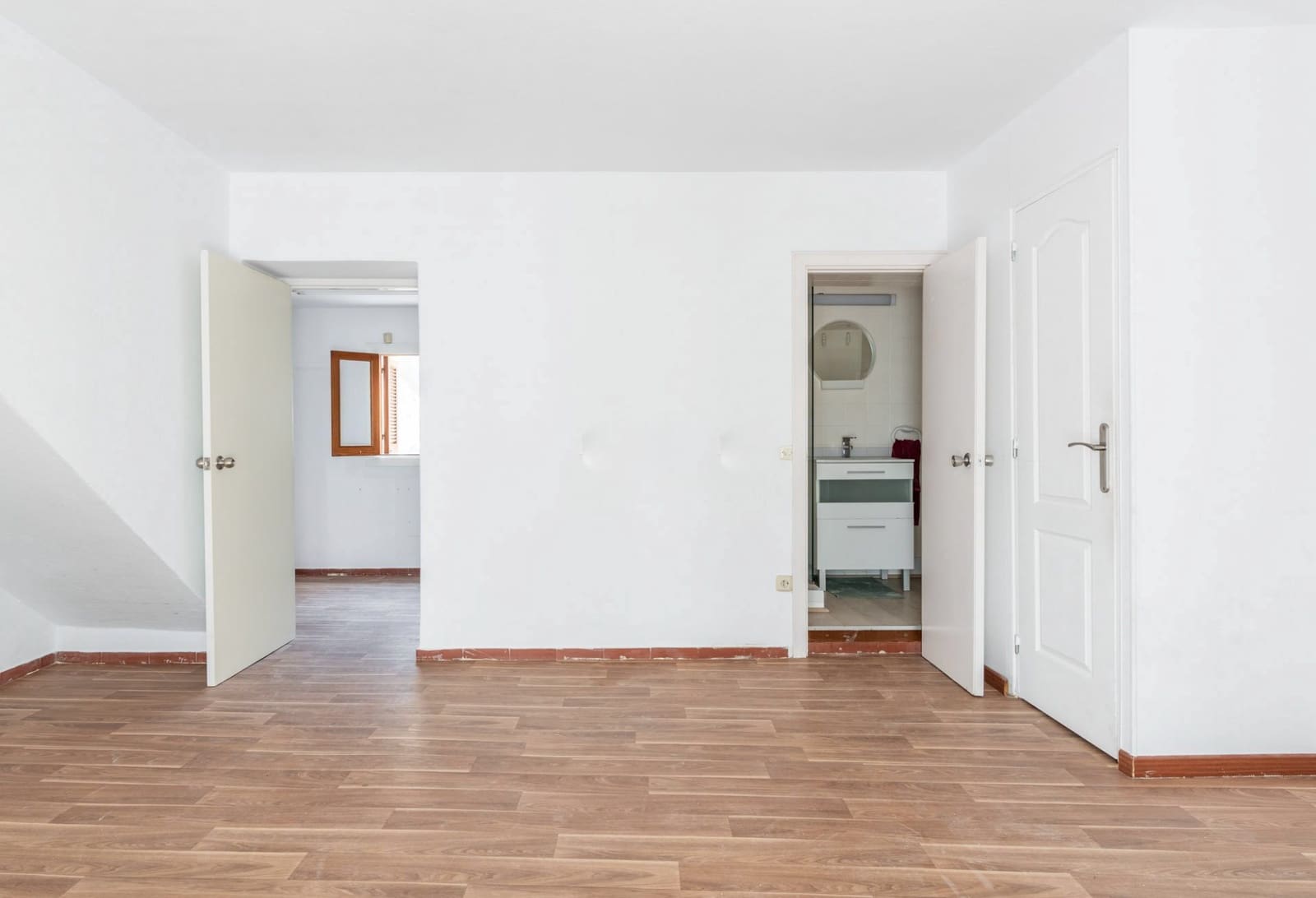 Erhverv til salg i Marbella - € 1.200.000 (Ref: 10162255)