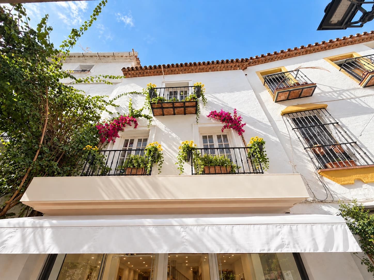 Erhverv til salg i Marbella - € 1.200.000 (Ref: 10162255)