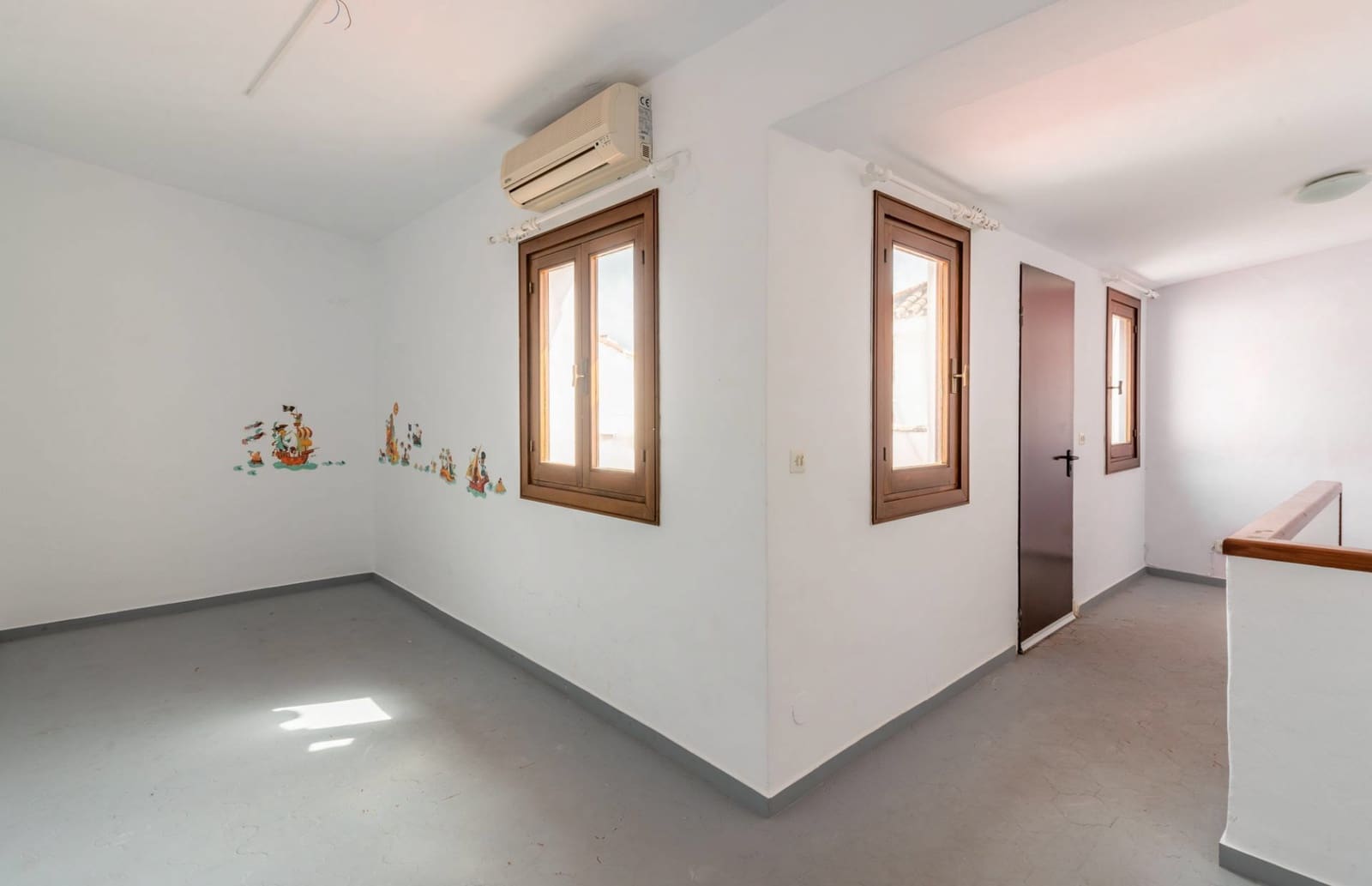 Erhverv til salg i Marbella - € 1.200.000 (Ref: 10162255)