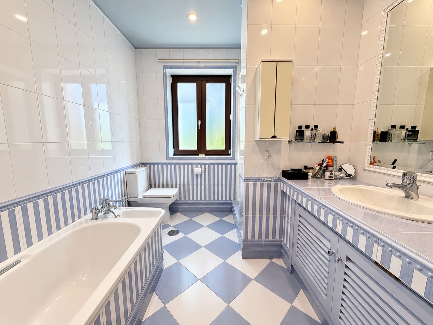 7 soveværelse Villa til salg i Calahonda med swimmingpool garage - € 2.950.000 (Ref: 10166630)