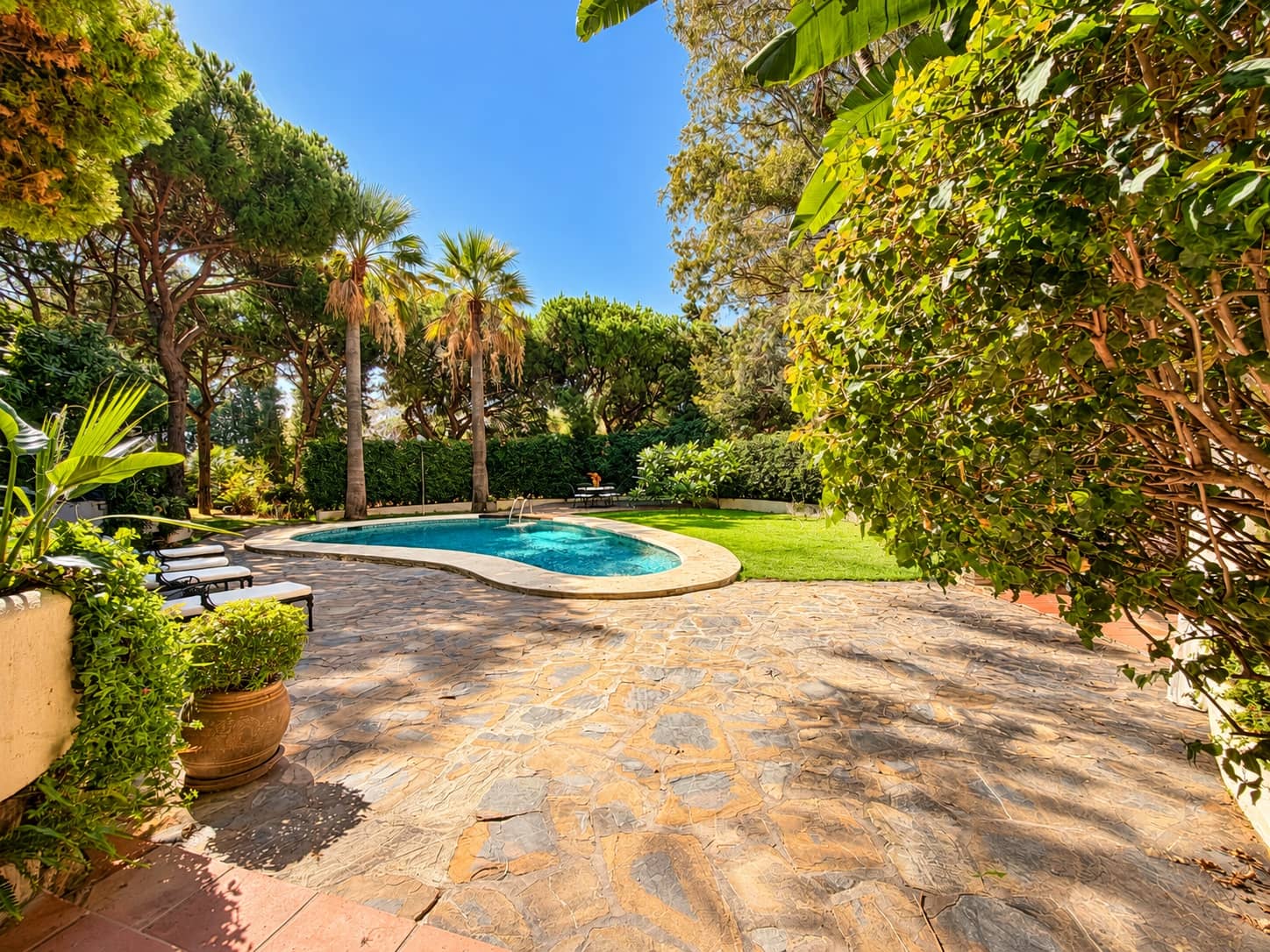 7 soveværelse Villa til salg i Calahonda med swimmingpool garage - € 2.950.000 (Ref: 10166630)