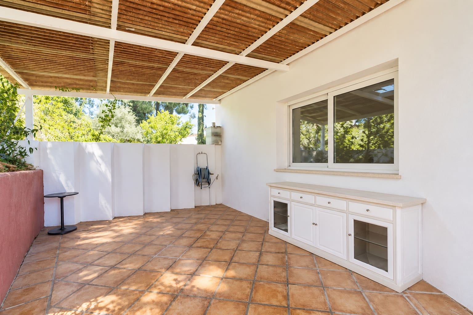 3 bedroom Semi-detached Villa for sale in Marbella with garage - € 850,000 (Ref: 10171544)