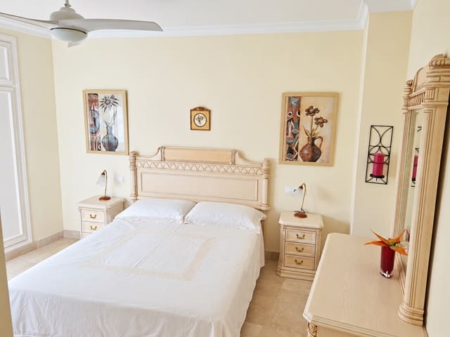 2 soveværelse Penthouse til salg i Fuengirola - € 415.000 (Ref: 10171546)