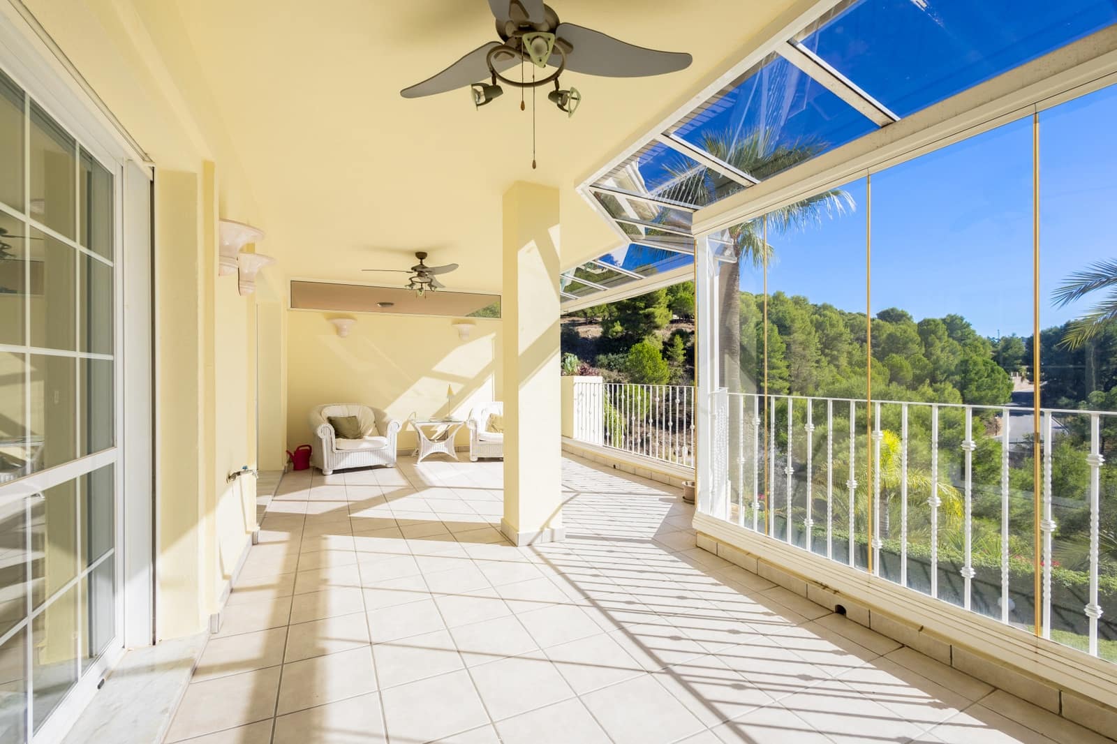 2 bedroom Apartment for sale in Alhaurin Golf with pool garage - € 360,000 (Ref: 10173824)