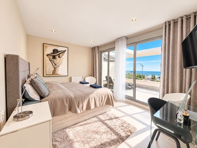 3 soverom Penthouse til salgs i El Chaparral, Mijas med svømmebasseng garasje - € 1 000 000 (Ref: 10174916)