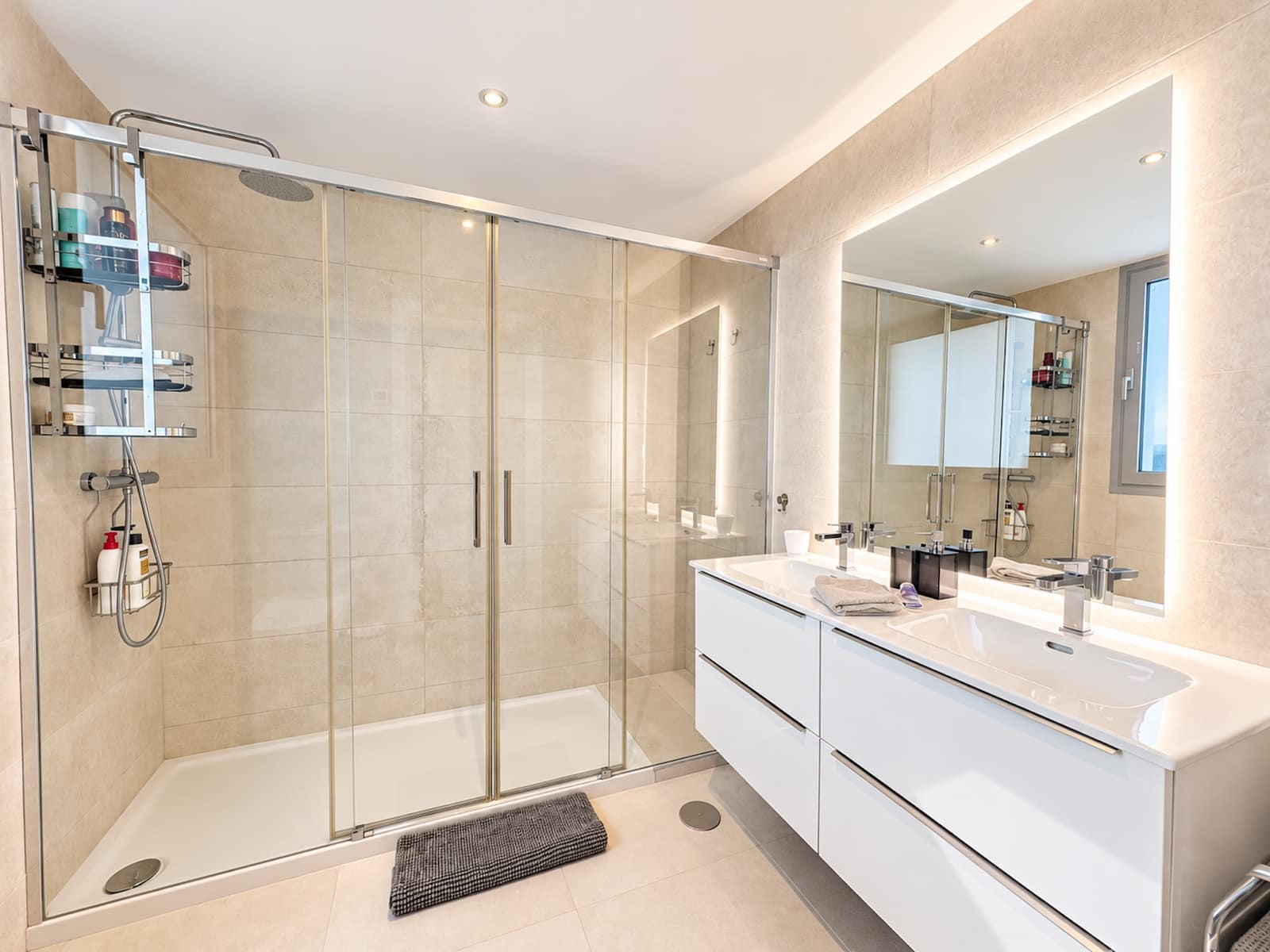 3 soverom Penthouse til salgs i El Chaparral med svømmebasseng garasje - € 1 000 000 (Ref: 10174916)
