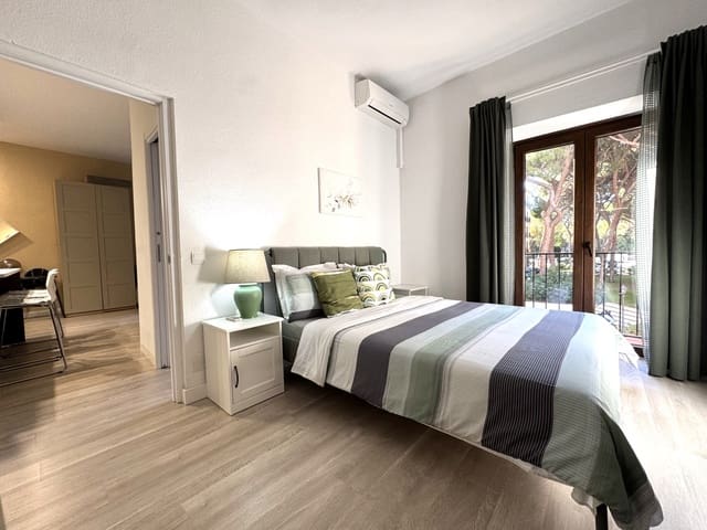 2 soveværelse Lejlighed til salg i Calahonda, Mijas med swimmingpool - € 390.000 (Ref: 10180435)