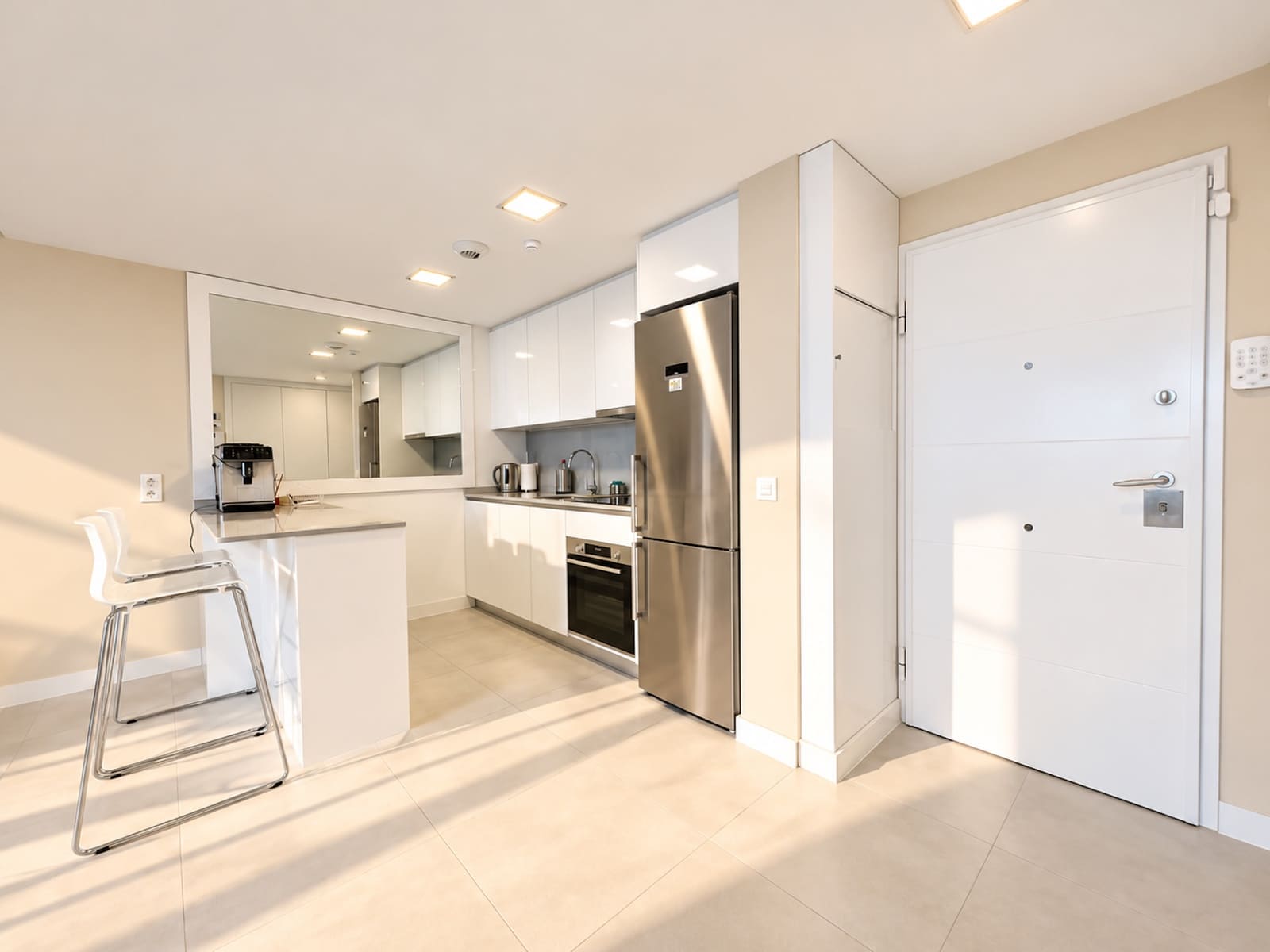 2 sypialnia Apartament na sprzedaż w El Chaparral z basenem garażem - 590 000 € (Ref: 10180436)