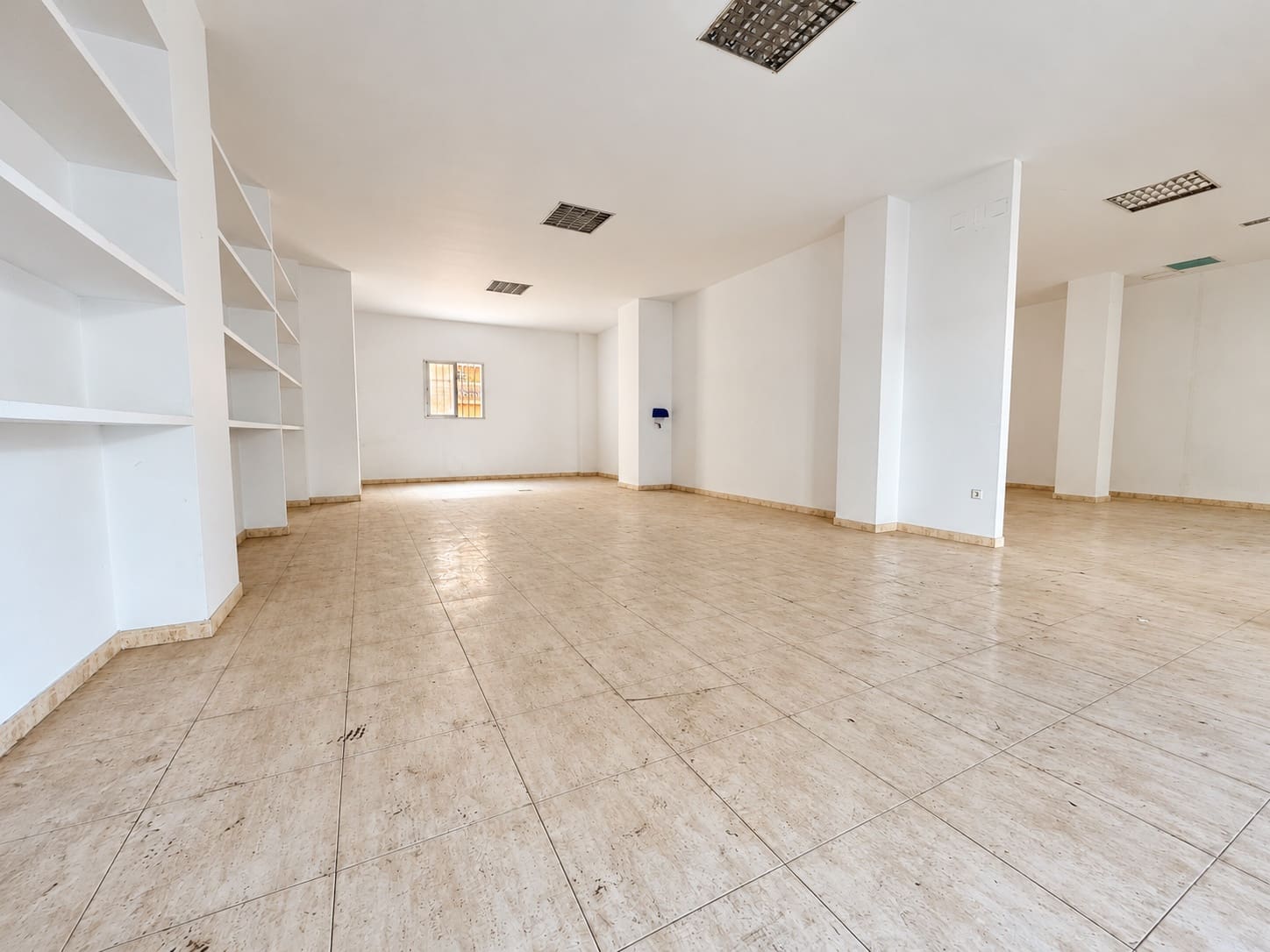 Gewerbe zu verkaufen in Fuengirola - 370.000 € (Ref: 10182923)