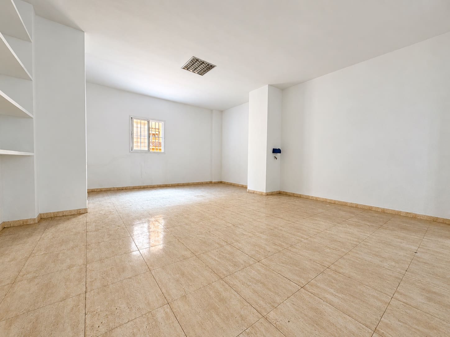 Gewerbe zu verkaufen in Fuengirola - 370.000 € (Ref: 10182923)