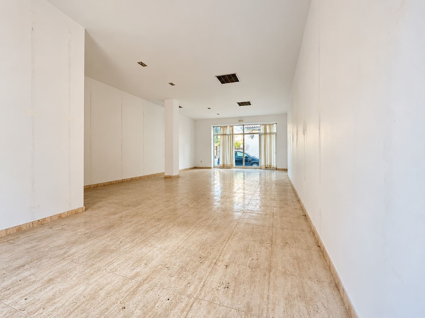 Gewerbe zu verkaufen in Fuengirola - 370.000 € (Ref: 10182923)