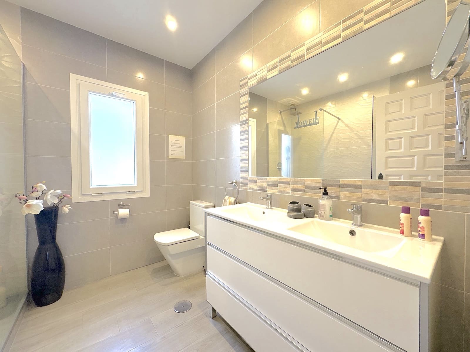 7 slaapkamer Villa te koop in Mijas Costa met zwembad garage - € 1.295.000 (Ref: 10182924)