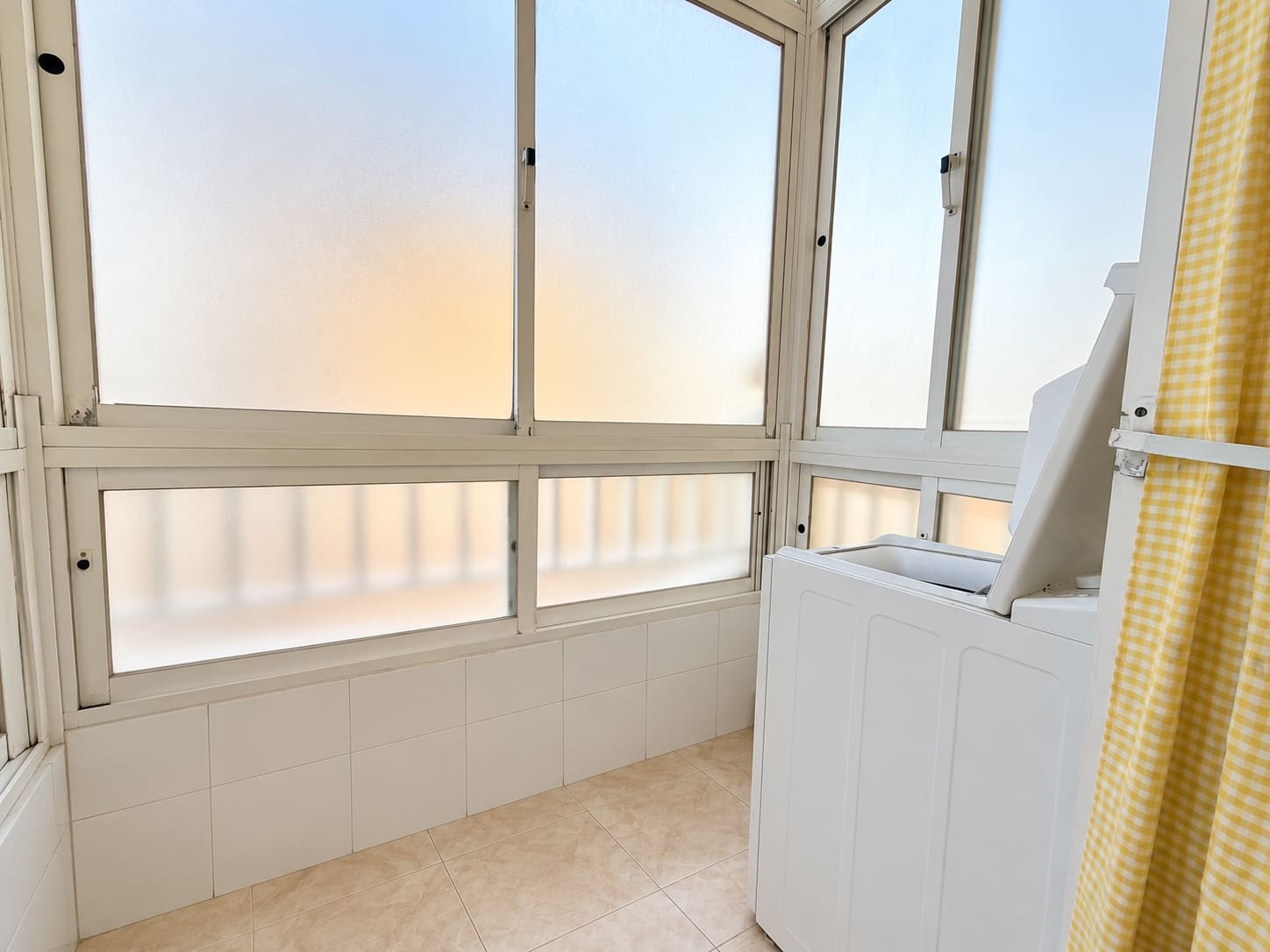 2 Zimmer Apartment zu verkaufen in Fuengirola mit Garage - 580.000 € (Ref: 10184441)