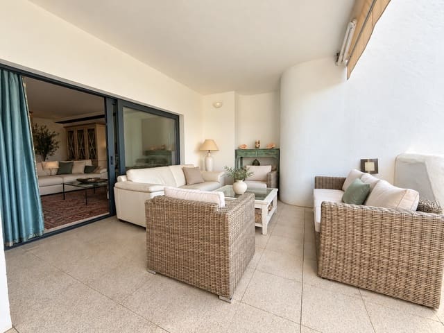 3 makuuhuone Huoneisto myytävänä paikassa Sotogrande Costa, San Roque mukana uima-altaan 
autotalli - 900 000 € (Ref: 10184442)