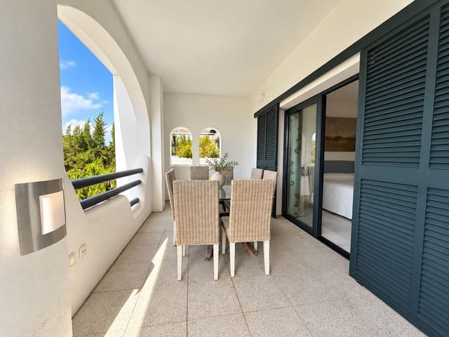 3 makuuhuone Huoneisto myytävänä paikassa Sotogrande Costa, San Roque mukana uima-altaan 
autotalli - 900 000 € (Ref: 10184442)