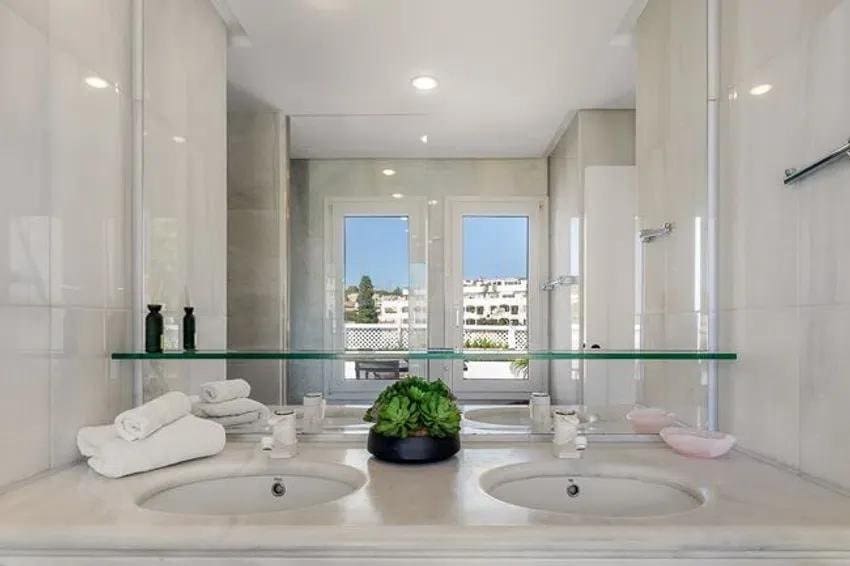3 soverom Penthouse til salgs i Golden Mile med svømmebasseng garasje - € 2 395 000 (Ref: 10184443)