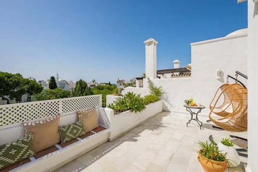 3 soverom Penthouse til salgs i Golden Mile med svømmebasseng garasje - € 2 395 000 (Ref: 10184443)
