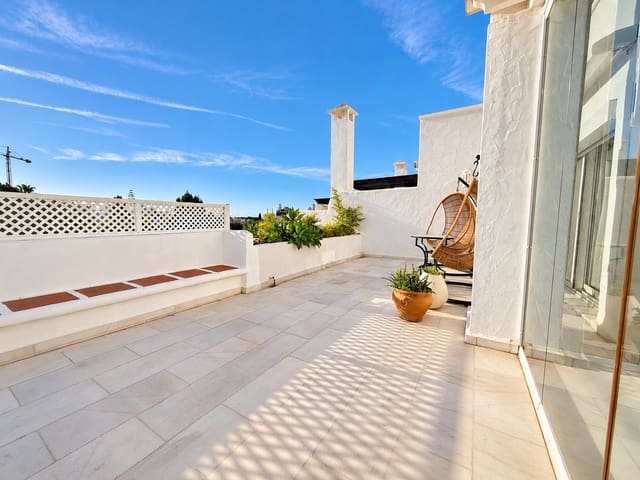 3 soverom Penthouse til salgs i Golden Mile, Marbella med svømmebasseng garasje - € 2 395 000 (Ref: 10184443)
