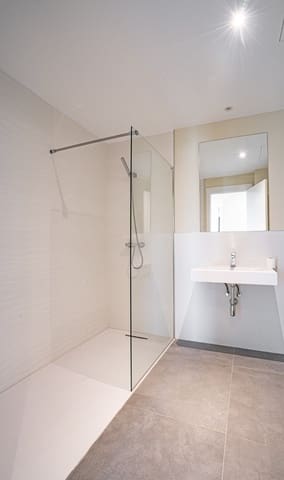 Apartamento de 2 habitaciones en Fuengirola en venta con piscina garaje - 630.000 € (Ref: 5700795)