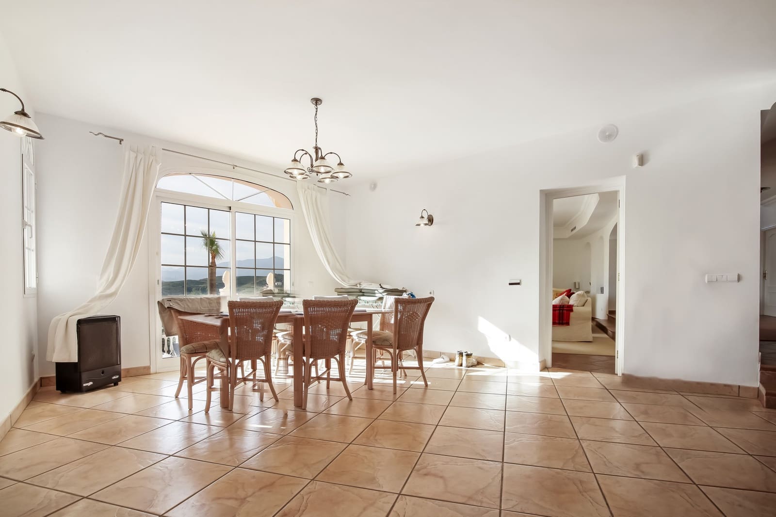 5 sovrum Villa till salu i Mijas Costa med pool garage - 1 400 000 € (Ref: 5825275)