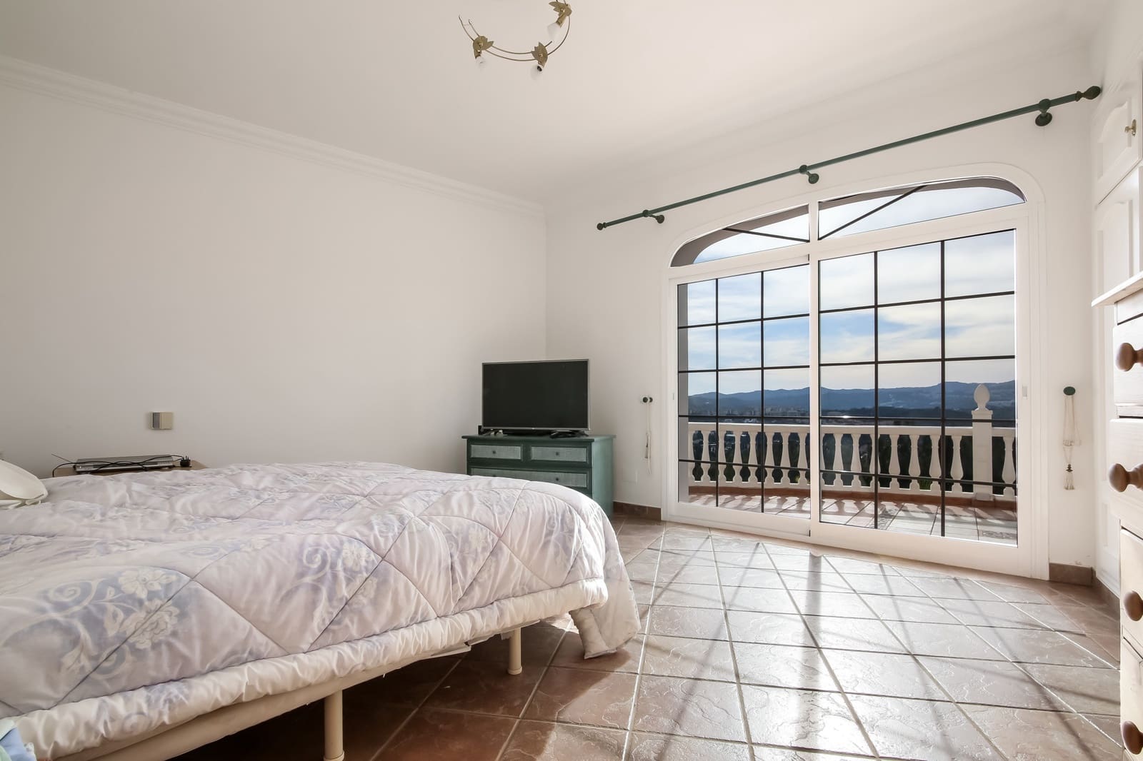 7 soveværelse Villa til salg i Mijas Costa med swimmingpool garage - € 1.100.000 (Ref: 5825275)