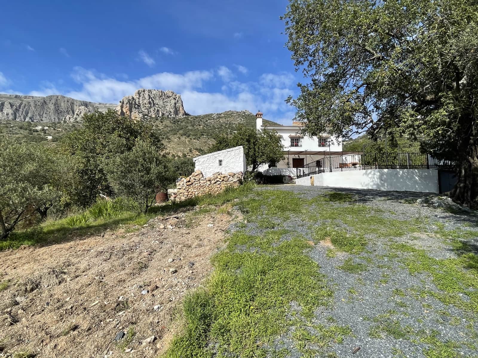 2 sovrum Finca/Hus på landet till salu i El Chorro med pool - 420 000 € (Ref: 5981410)