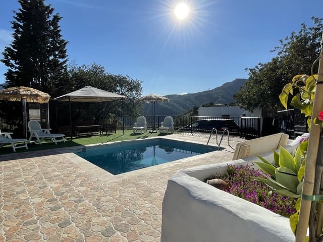 2 soveværelse Finca/Landehus til salg i El Chorro, Alora med swimmingpool - € 420.000 (Ref: 5981410)