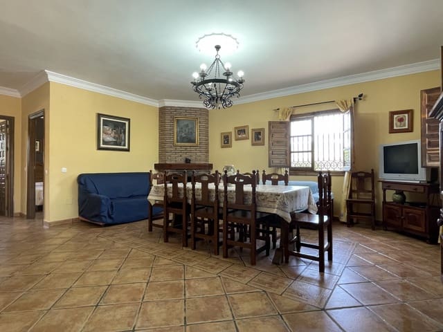 Finca/Casa Rural de 14 habitaciones en Villanueva de la Concepcion en venta con piscina garaje - 1.000.000 € (Ref: 6203085)