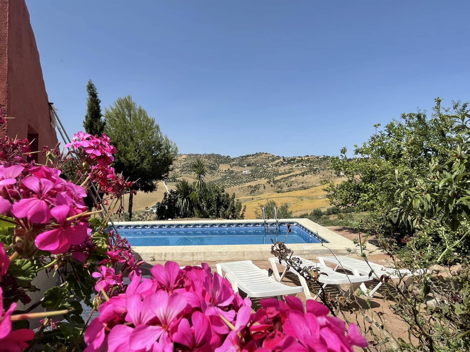 Finca/Casa Rural de 14 habitaciones en Villanueva de la Concepcion en venta con piscina garaje - 1.000.000 € (Ref: 6203085)