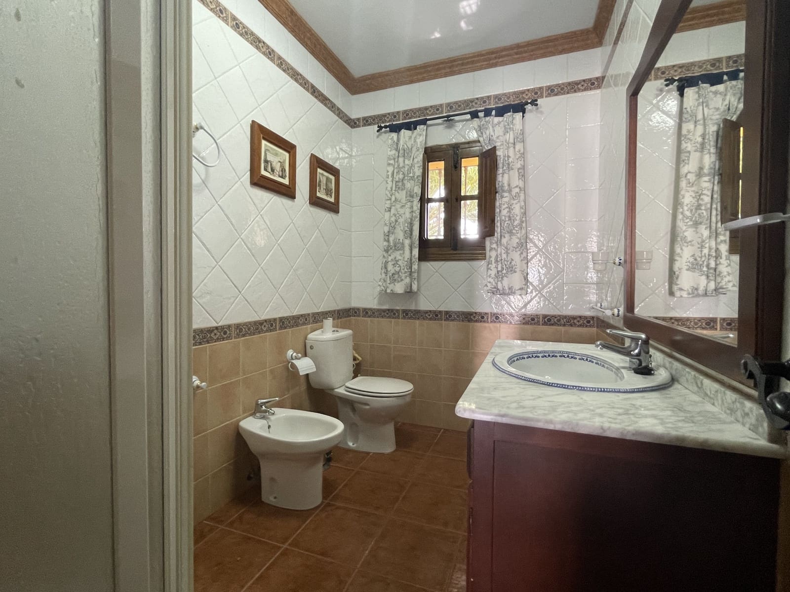 14 bedroom Finca/Country House for sale in Villanueva de la Concepcion with pool garage - € 1,000,000 (Ref: 6203085)