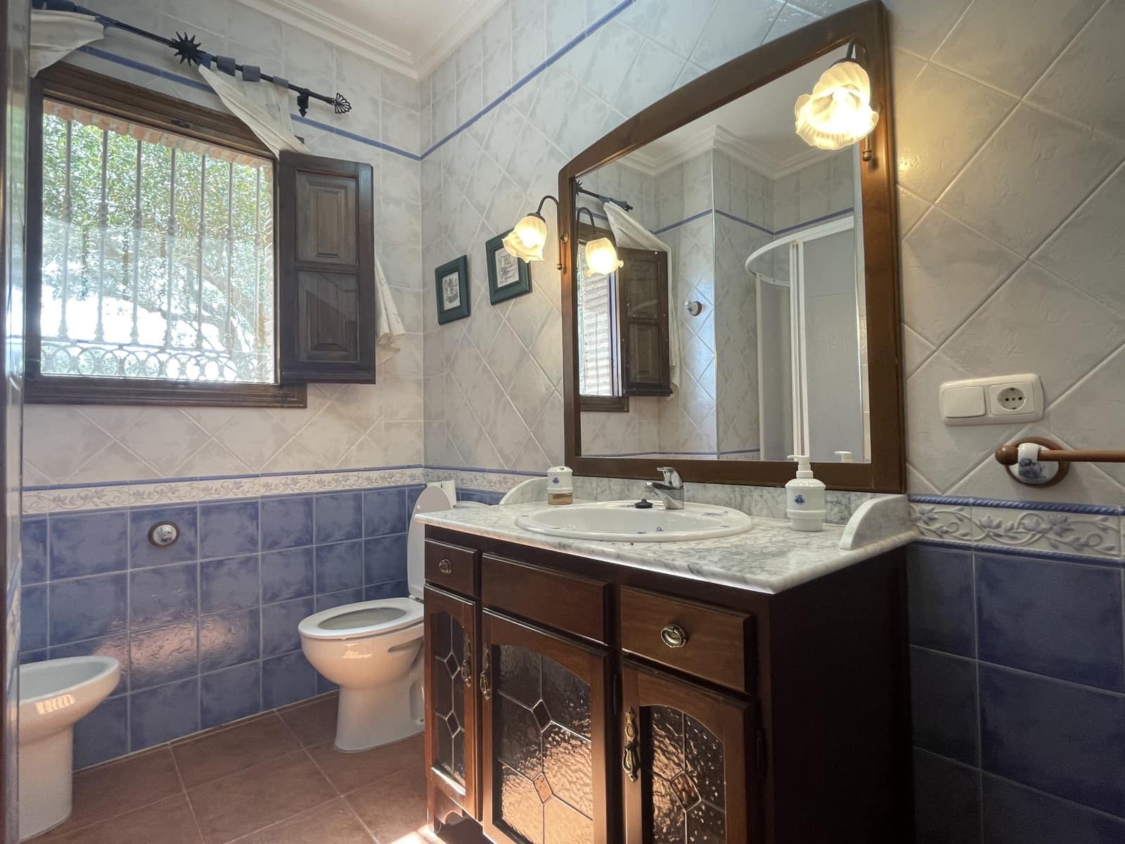 14 bedroom Finca/Country House for sale in Villanueva de la Concepcion with pool garage - € 1,000,000 (Ref: 6203085)