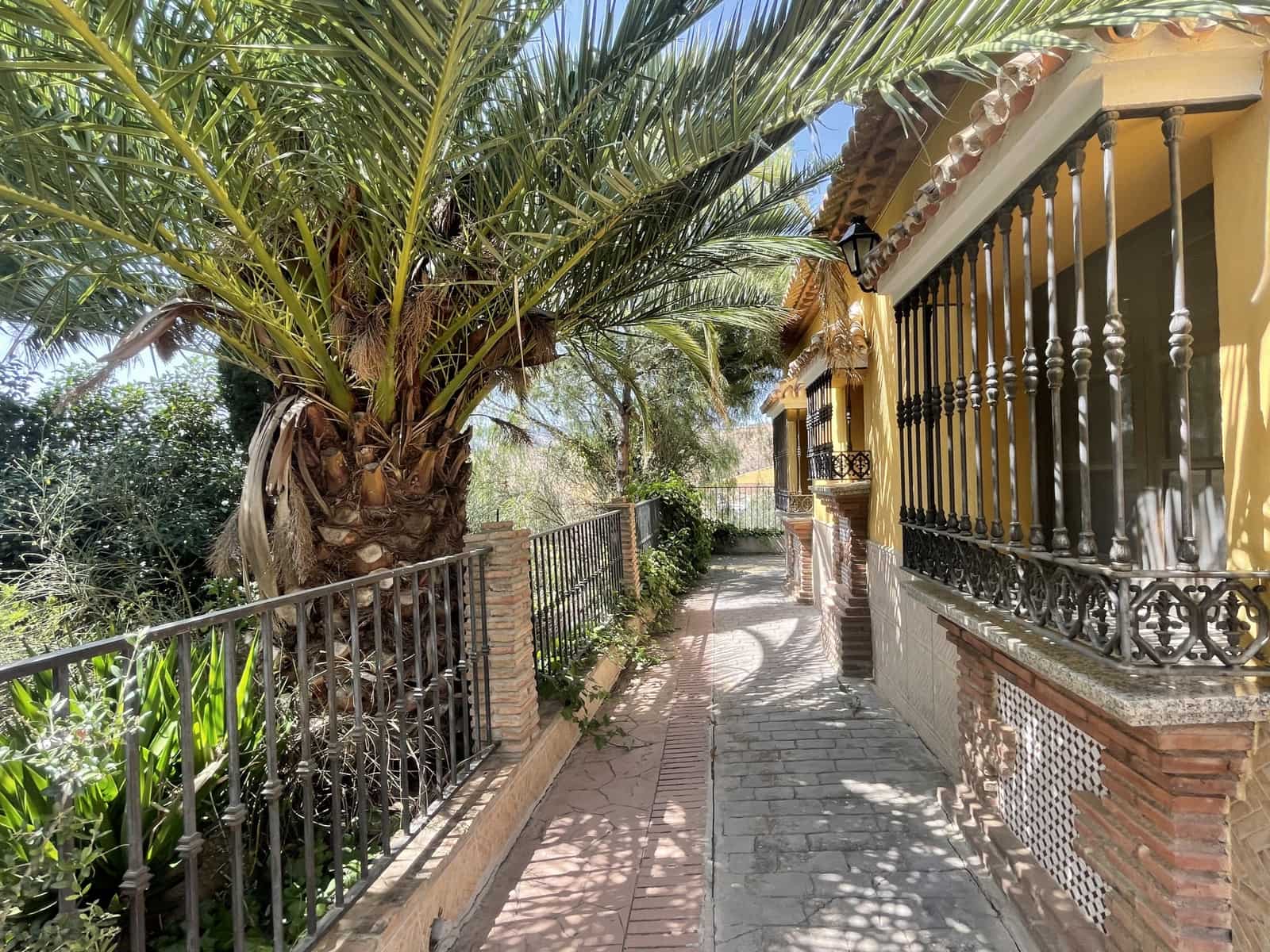14 bedroom Finca/Country House for sale in Villanueva de la Concepcion with pool garage - € 1,000,000 (Ref: 6203085)