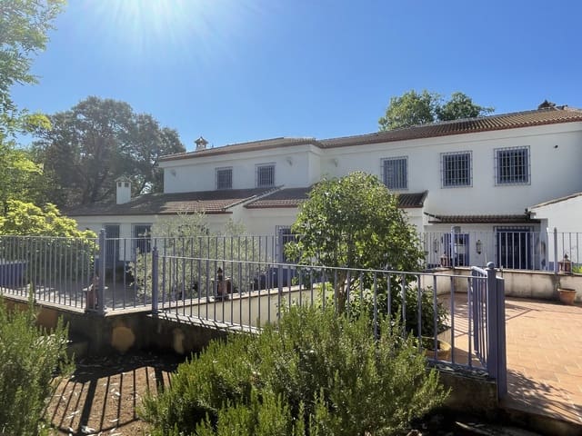 7 quarto Quinta/Casa Rural para venda em Archidona com piscina garagem - 895 000 € (Ref: 6339817)
