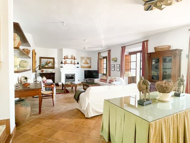 7 slaapkamer Finca/Landhuis te koop in Archidona met zwembad garage - € 750.000 (Ref: 6339817)