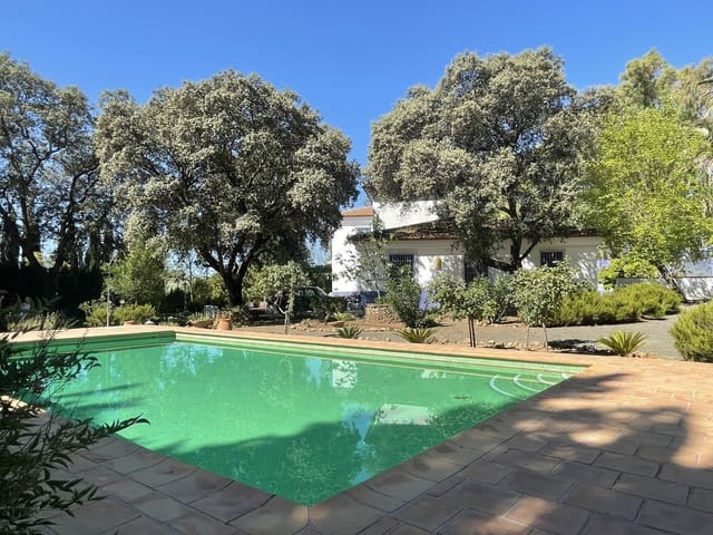 7 slaapkamer Finca/Landhuis te koop in Archidona met zwembad garage - € 750.000 (Ref: 6339817)