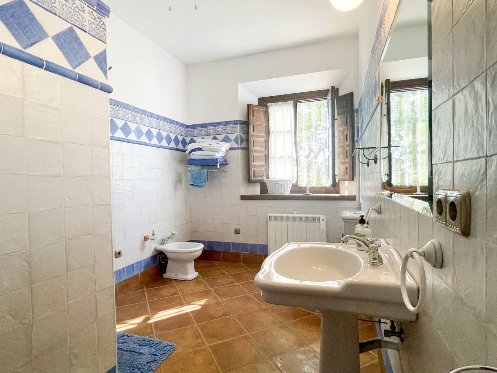 7 soveværelse Finca/Landehus til salg i Archidona med swimmingpool garage - € 750.000 (Ref: 6339817)