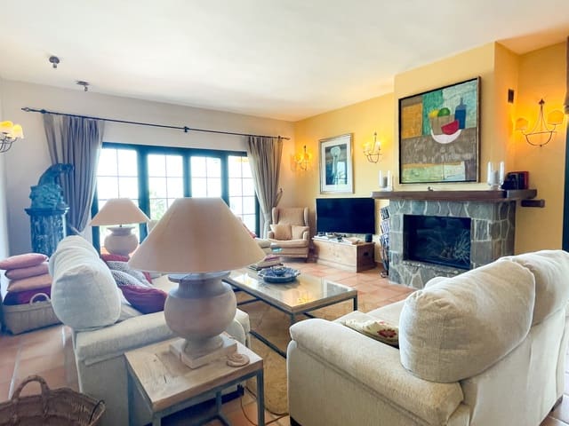 4 soverom Villa til salgs i Villanueva de la Concepcion med svømmebasseng garasje - € 1 690 000 (Ref: 6838848)