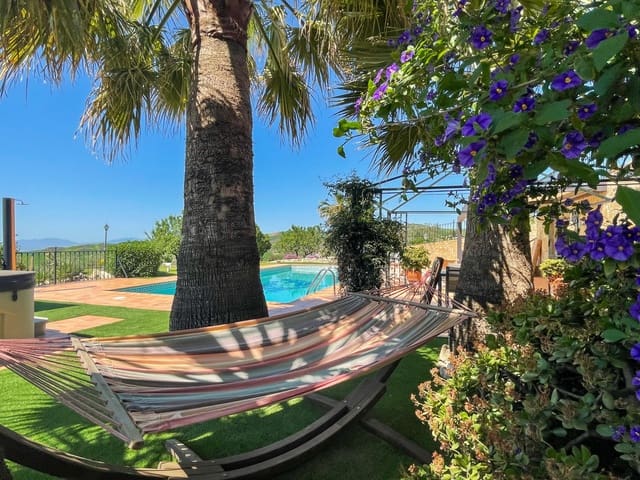 4 chambre Villa/Maison à vendre à Villanueva de la Concepcion avec piscine garage - 1 690 000 € (Ref: 6838848)