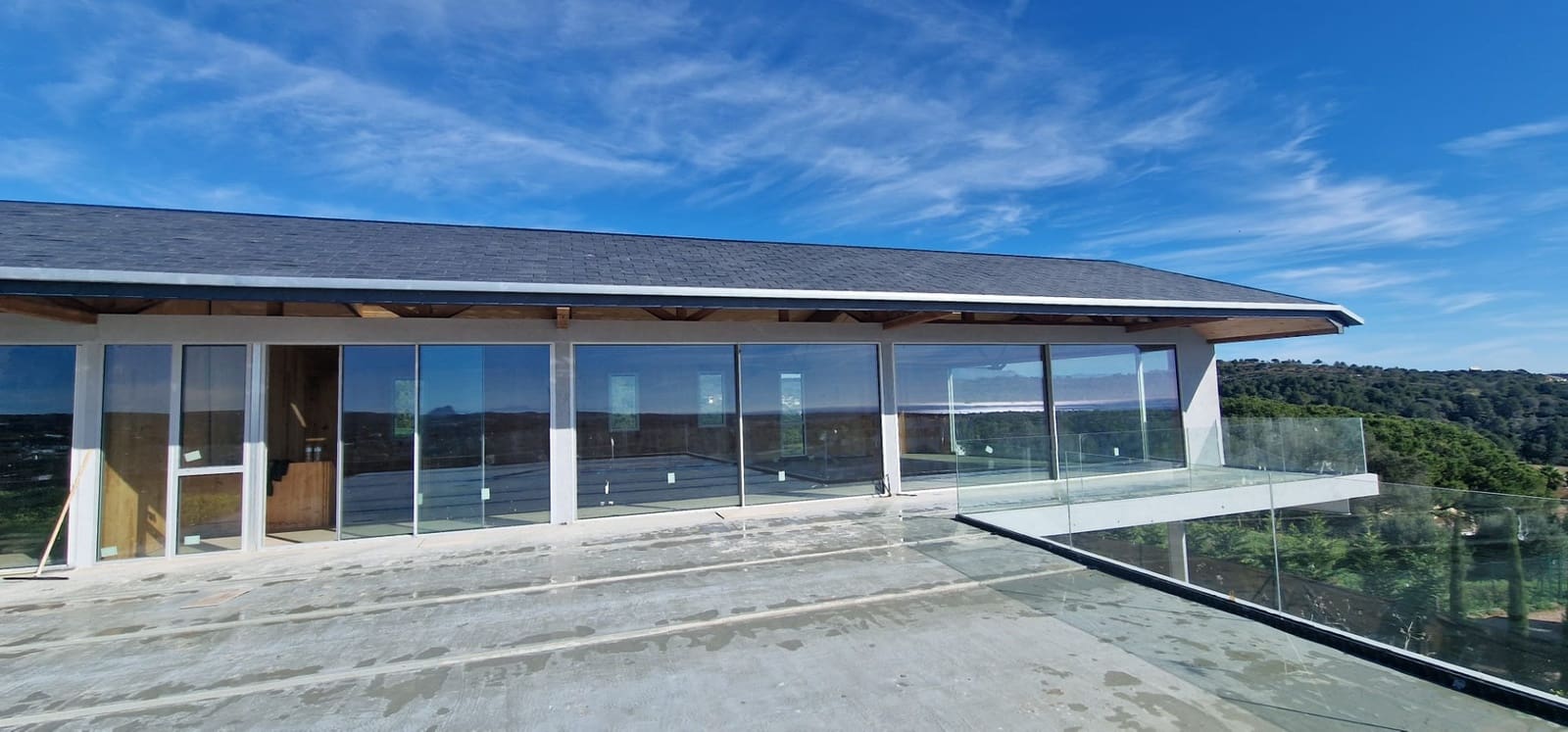 4 bedroom Villa for sale in Sotogrande with pool garage - € 5,800,000 (Ref: 7372856)