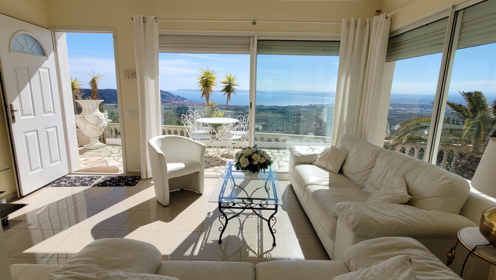 4 chambre Villa/Maison à vendre à Roses avec piscine - 899 000 € (Ref: 7499031)