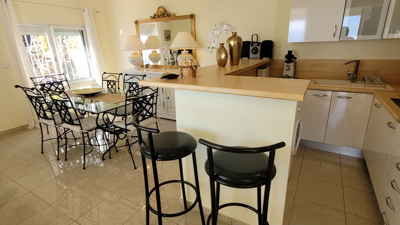 4 chambre Villa/Maison à vendre à Roses avec piscine - 899 000 € (Ref: 7499031)